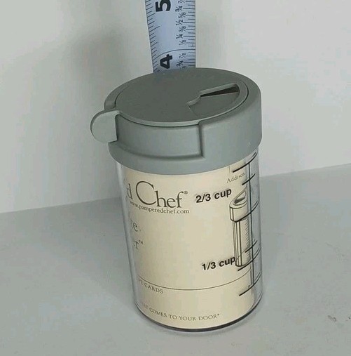 Pampered Chef #1278 The Grate Container 3/4 Cup New