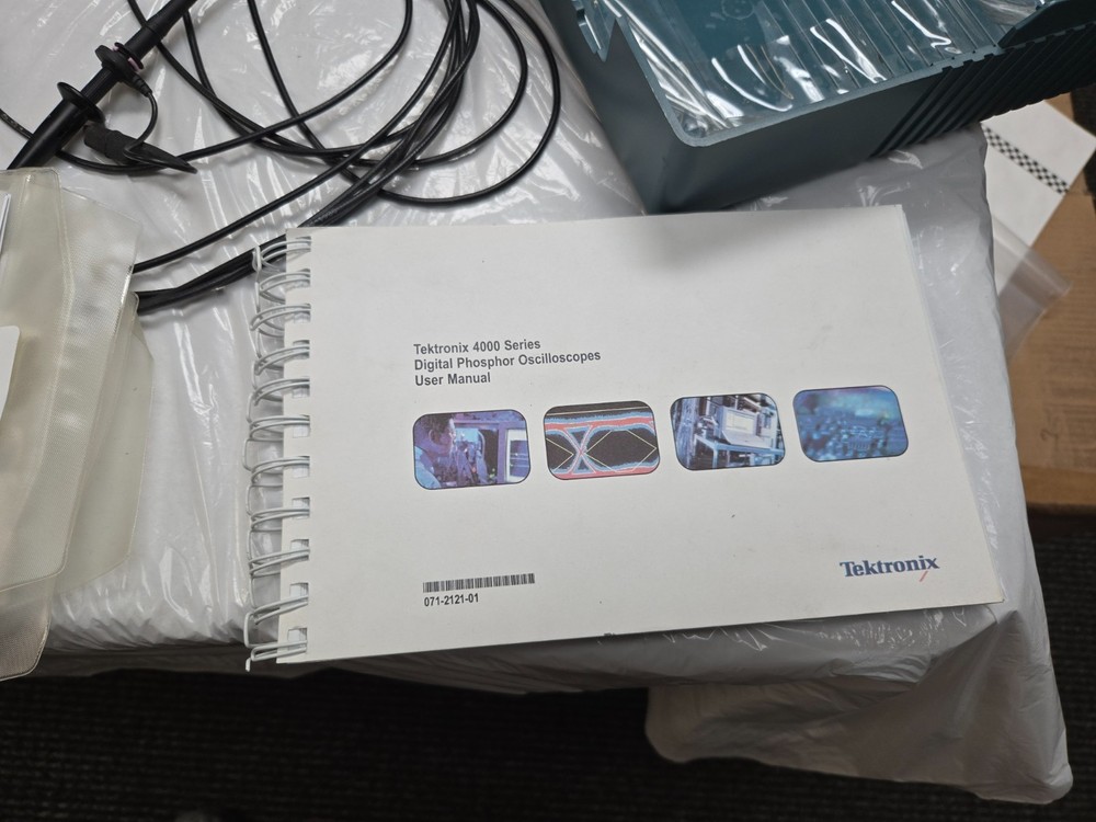 Tektronix Oscilloscope MSO4034