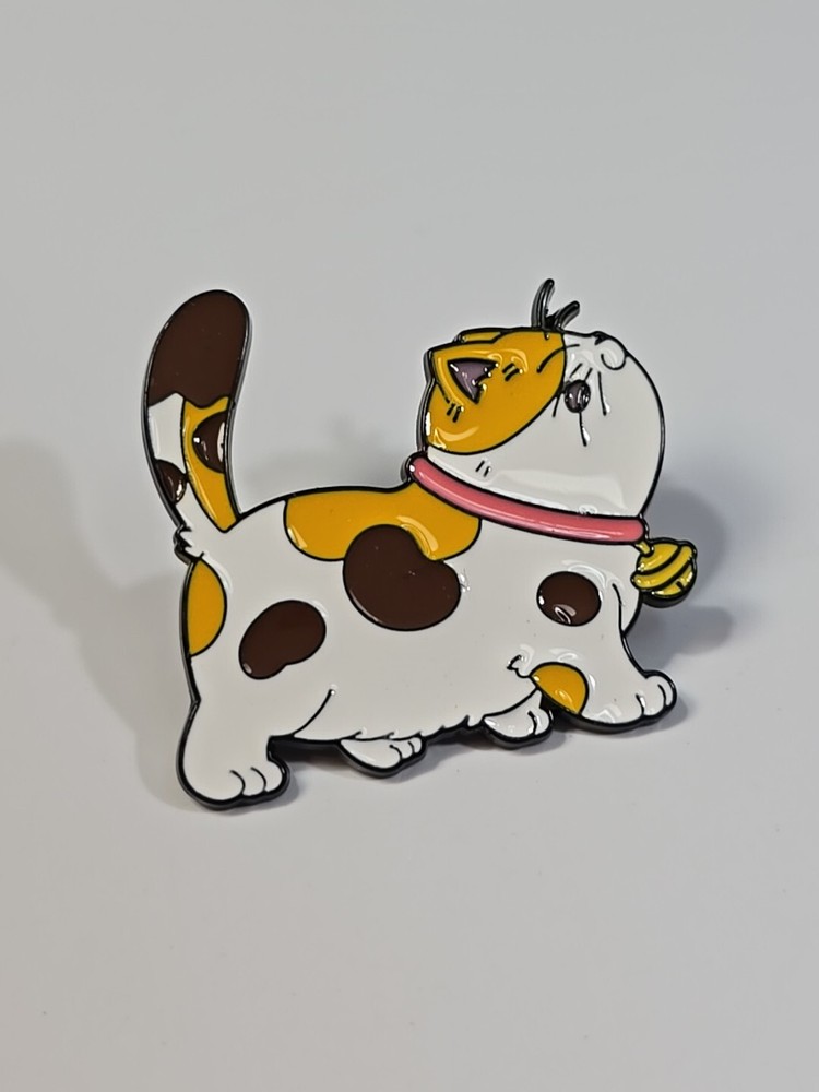 Cute Spotted Cat With Tail Up Lapel Pin