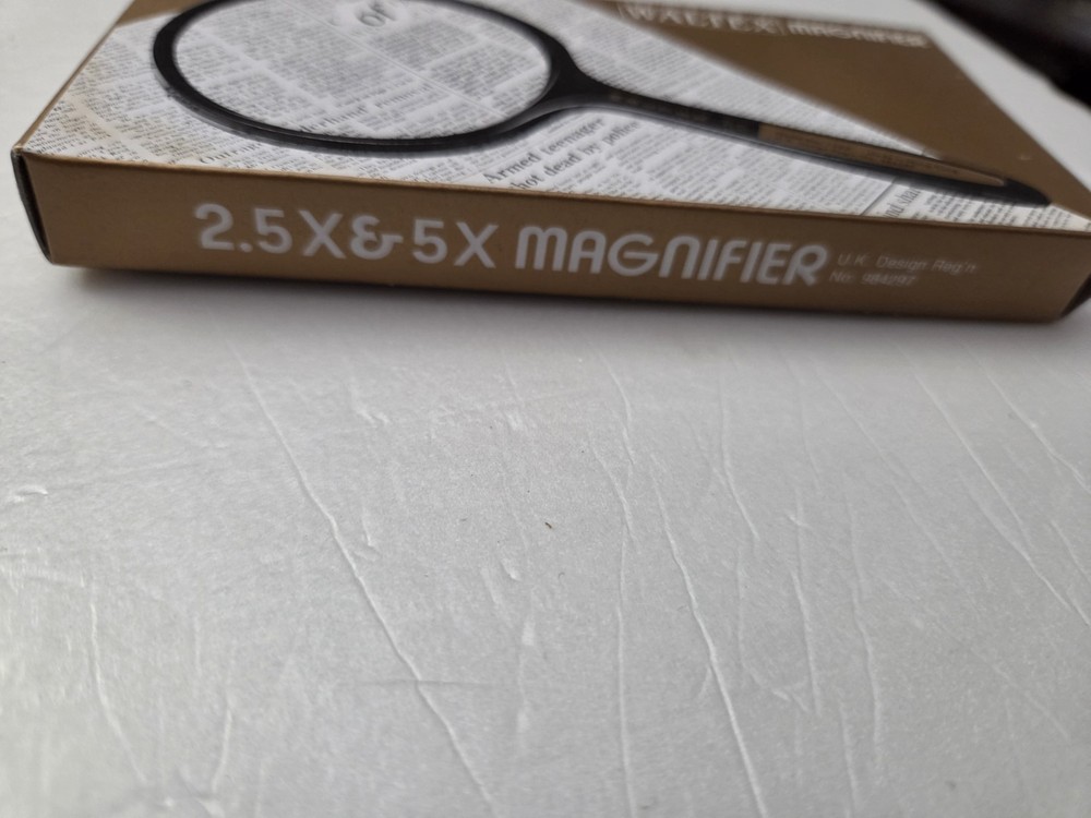 Waltex Plastic Magnifier No 7509