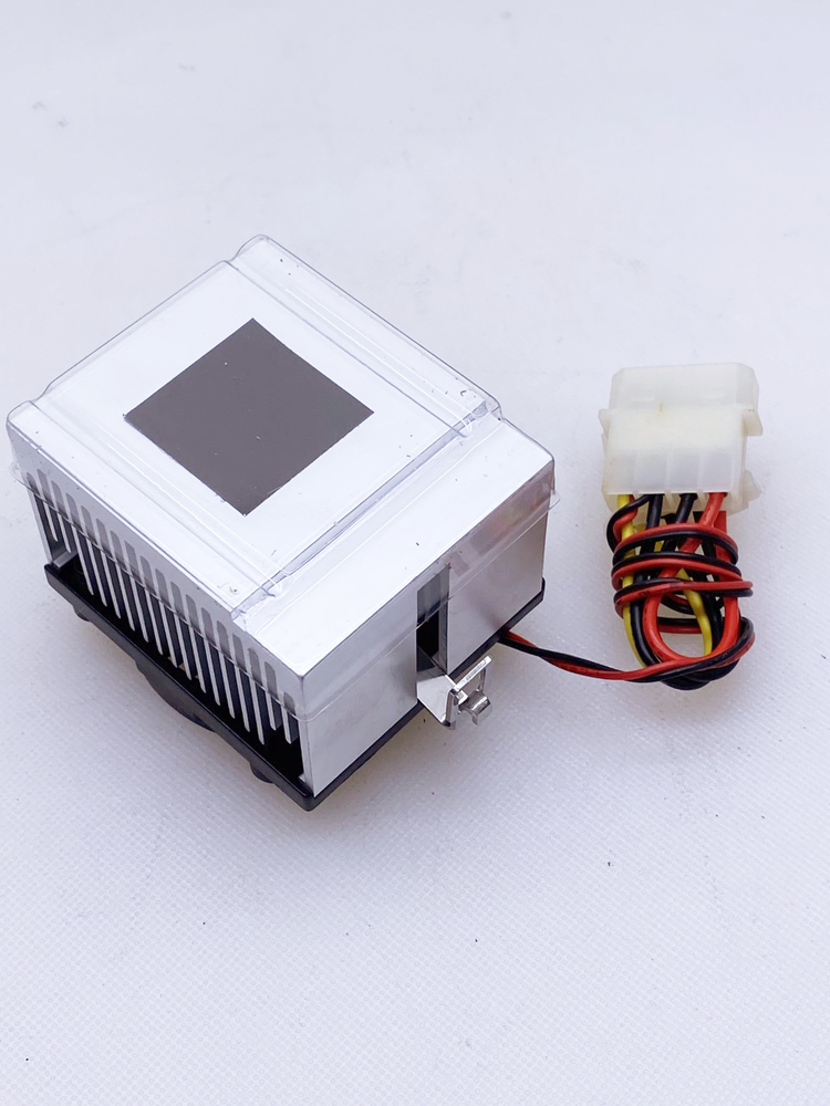 Cooler Master Socket-586 Socket-7 Ball Bearing CPU Cooling Fan 4-Pin Molex