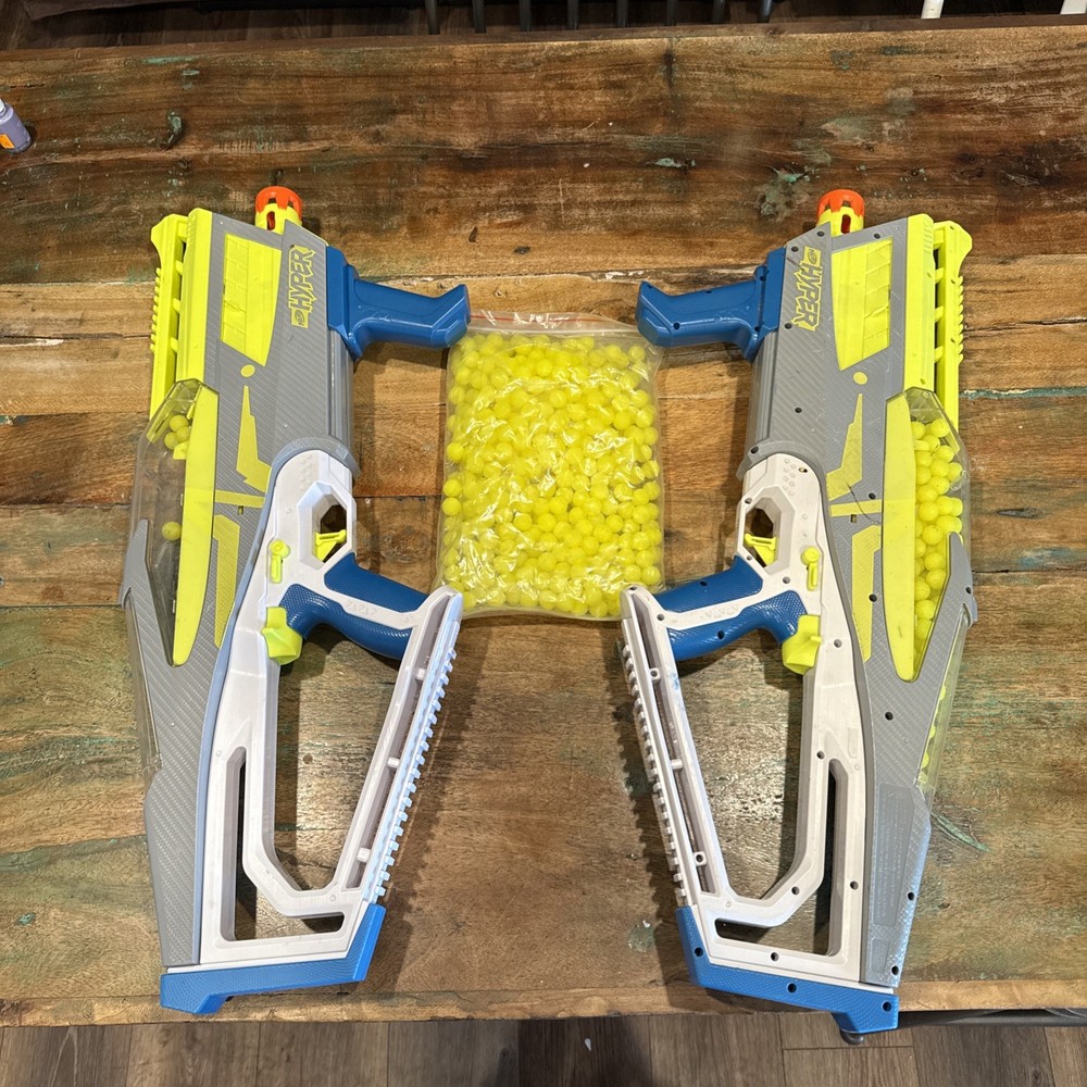 NERF HYPER EVOLVE-100 – Set of 2 Blasters with 600 Rounds – Spring-Powered