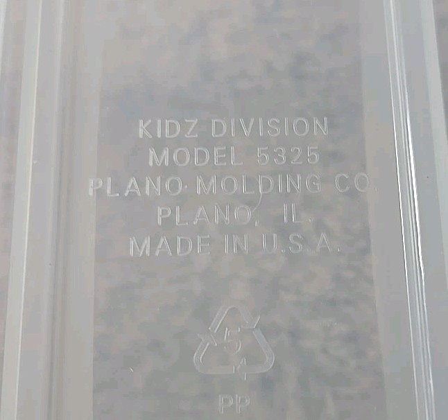 Plano #5325 Clear Plastic 2000 Sport Gaming Card Plastic Case