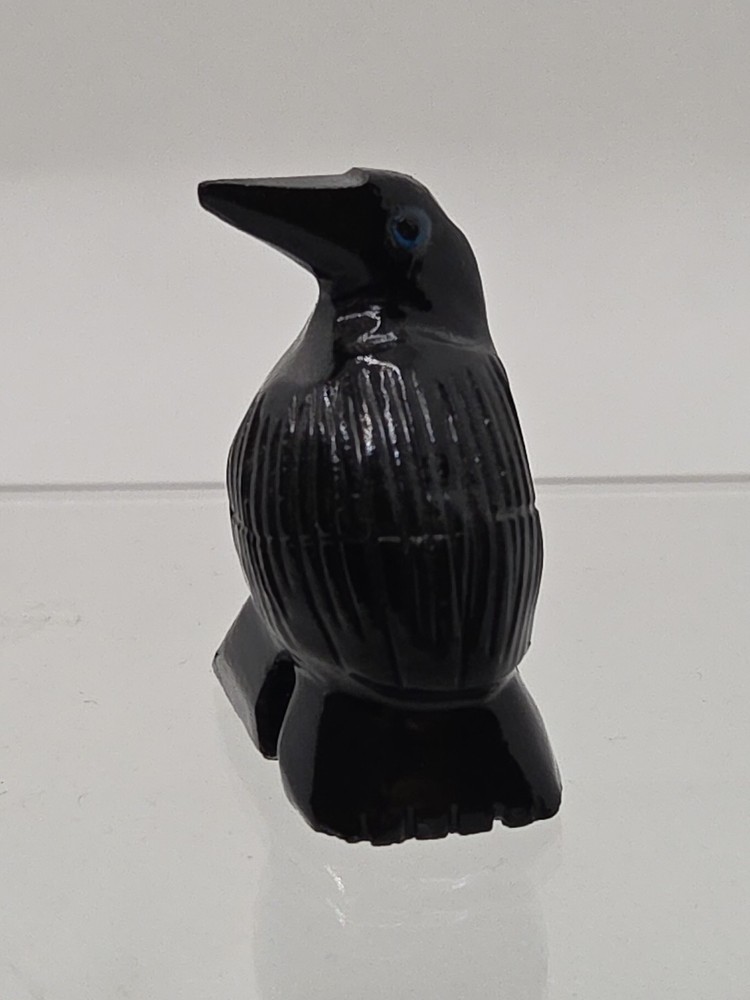 Black Stone Carved Raven 4 cm Tall