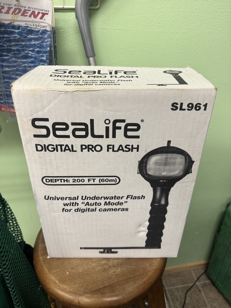 Sea Life Digital Pro Flash Brand New Unopened