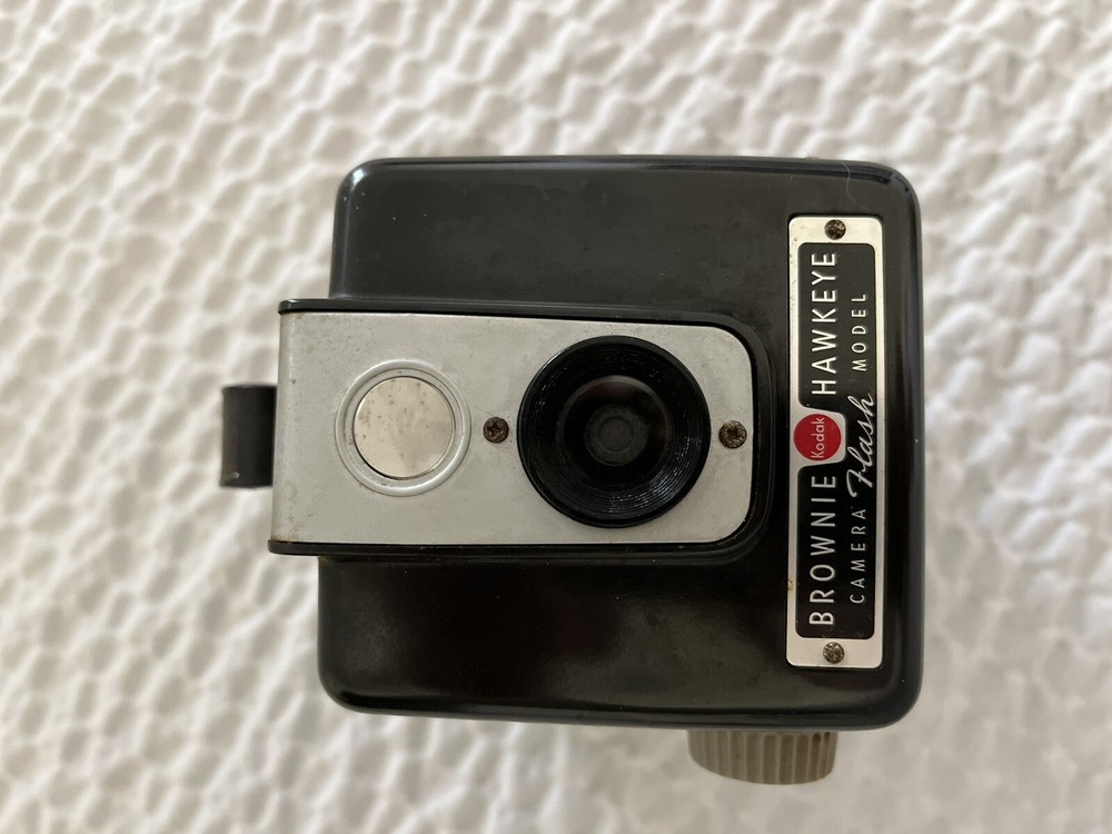 Vintage Kodak Brownie Hawkeye Camera Flash Model