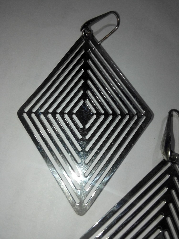 LARGE MODERN SILVER EARRINGS VERY GOOD CONDITION