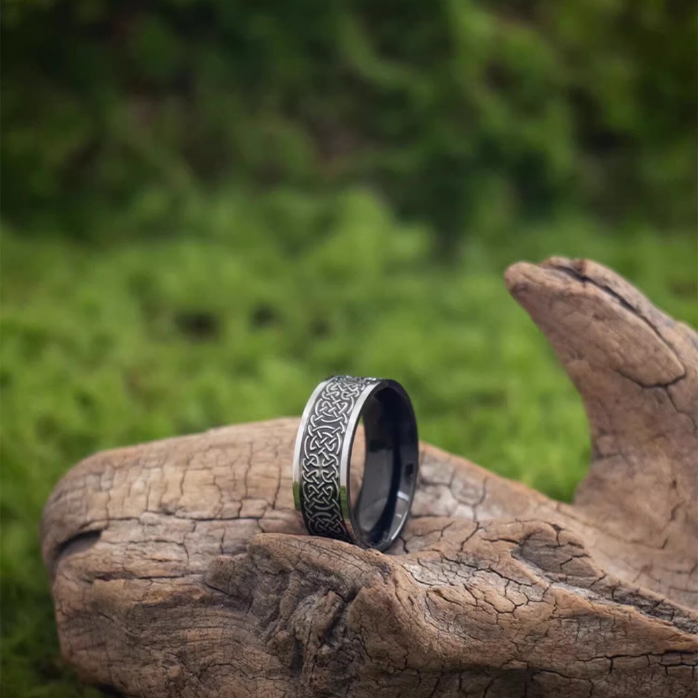 hangsworld Eternal Irish Traditional Round Celtic Knot Retro Texture Ring