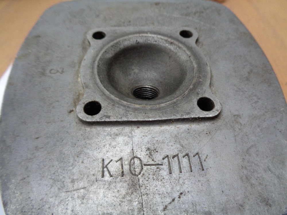 Suzuki K10 K11 CYLINDER HEAD