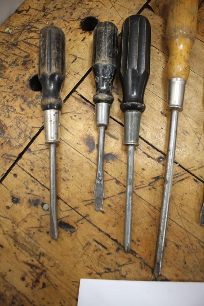 Wood handle Screwdrivers, vintage, various
