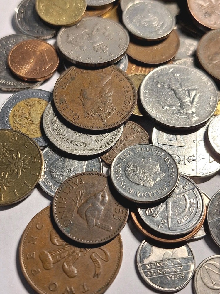 World Foreign Coins 20 Different Coins No Duplicates Various Dates/Conditions #1