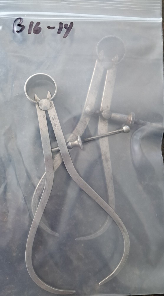 VINTAGE CALIPERS SET OF 2