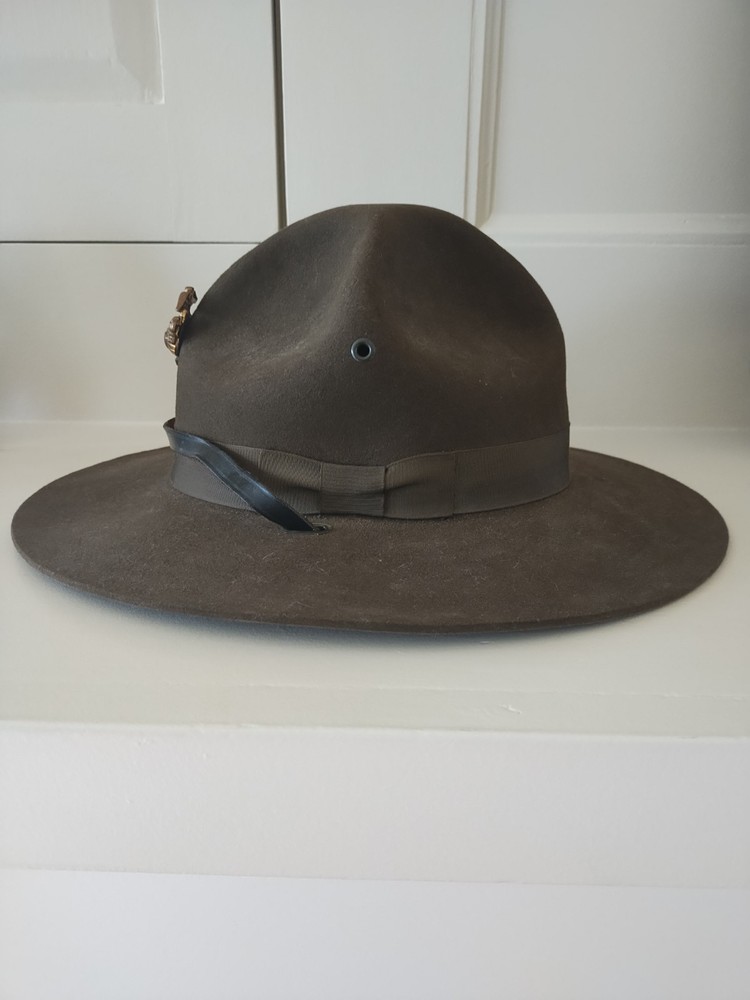 USMC Campaign Hat w/ Eagle Globe Anchor – Drill Instructor Style – Brown Felt