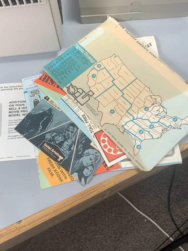 Untested Bell & Howell Model 1617 in Box with Bulb SH13