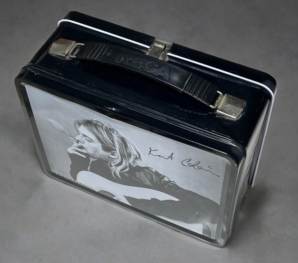 Nirvana KURT COBAIN Metal Lunchbox WITH THERMOS NECA 2001