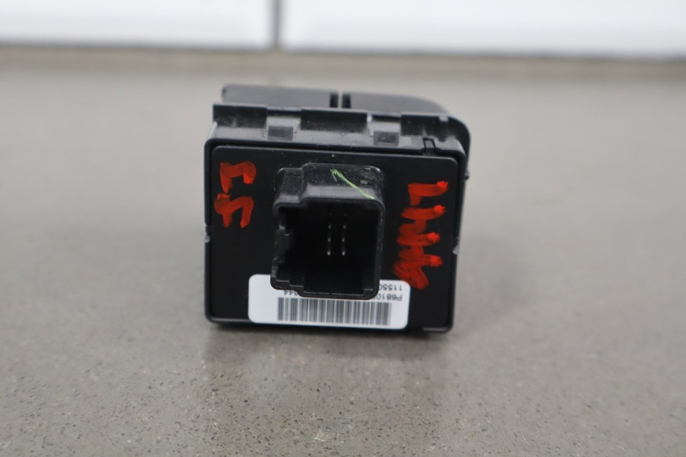 2013-2018 Ram 2500 Dash Mounted Trailer Brake Controller & Module OEM