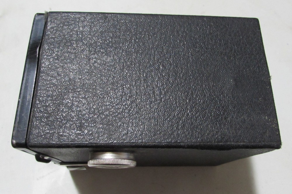Vintage Brownie Target Six-20 Camera
