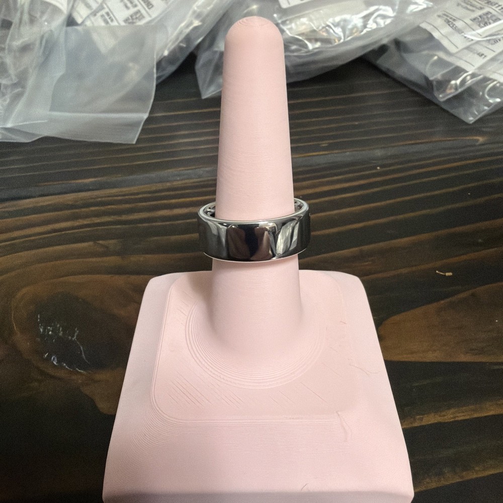 Authentic Oura Ring Gen 4 SILVER Size 7 RING ONLY [no BOX / no CHARGER]