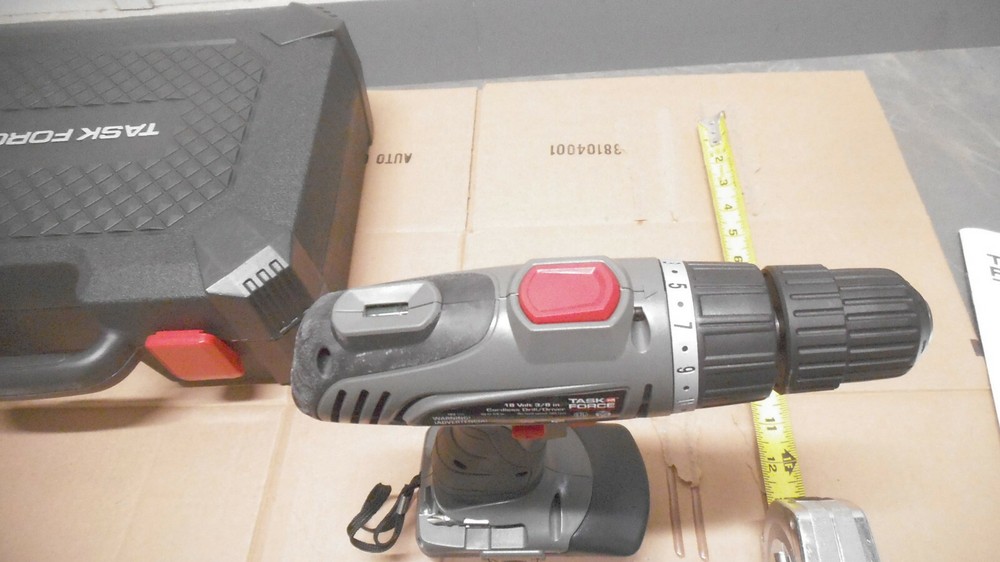 Task Force 18 volt drill, 3/8" chuck, with battery, hand tools, charger, case