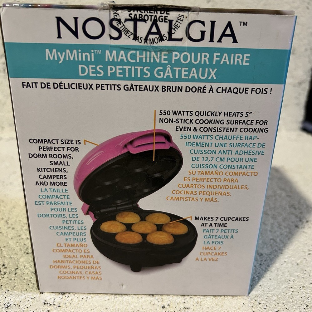 Nostalgia MyMini Cupcake Maker Pink NIB