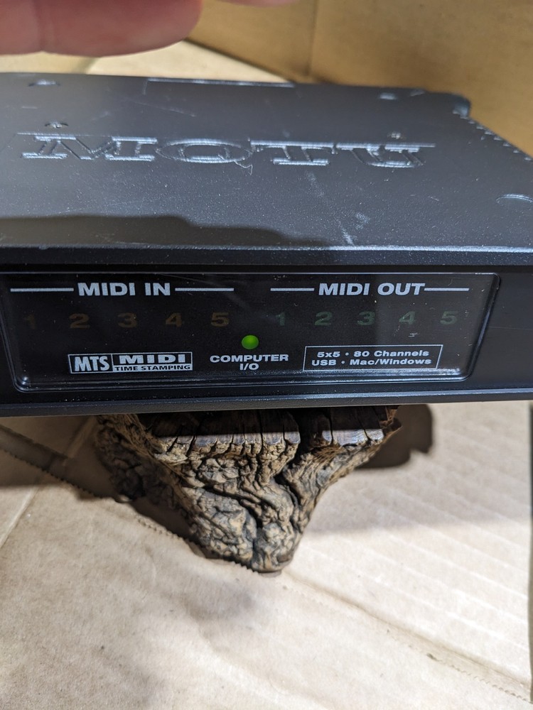 MOTU MicroLite 5x5 USB Bus-Powered MIDI Interface