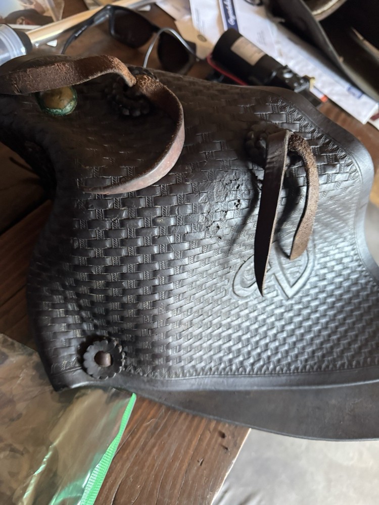 Visalia Saddle co. Vintage Tapaderos Authentic Great Condition
