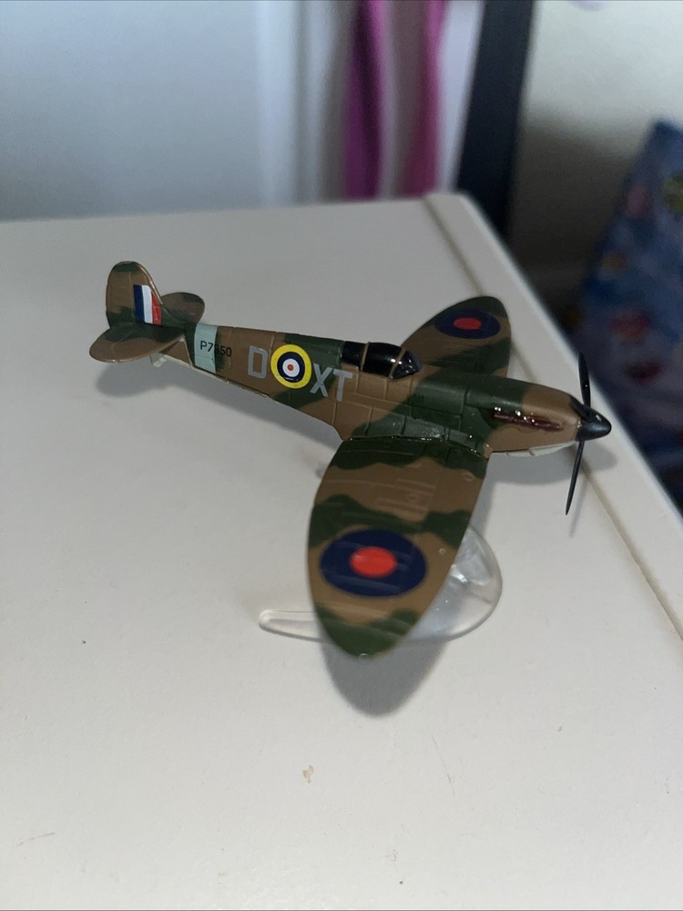 CORGI SPITFIRE