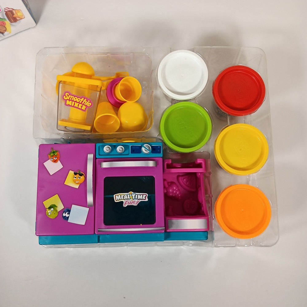 Cra-Z-Art Softee Dough Multicolor Mealtime Fun Open Box (1954)