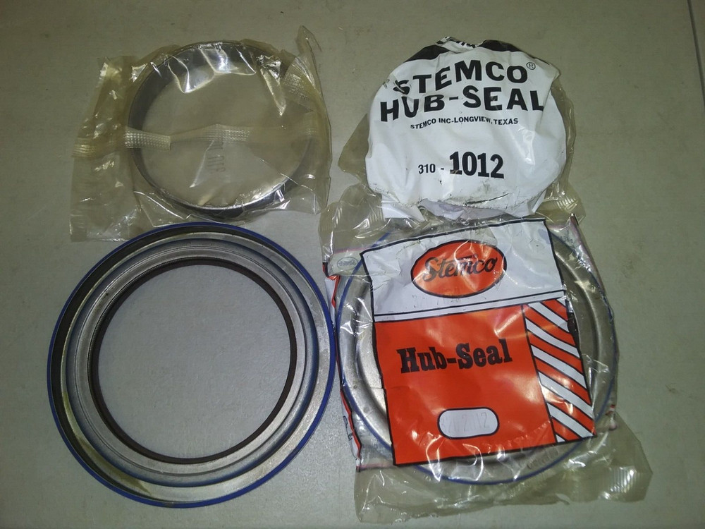 Stemco Hub Seals  (NOS)  390-9012