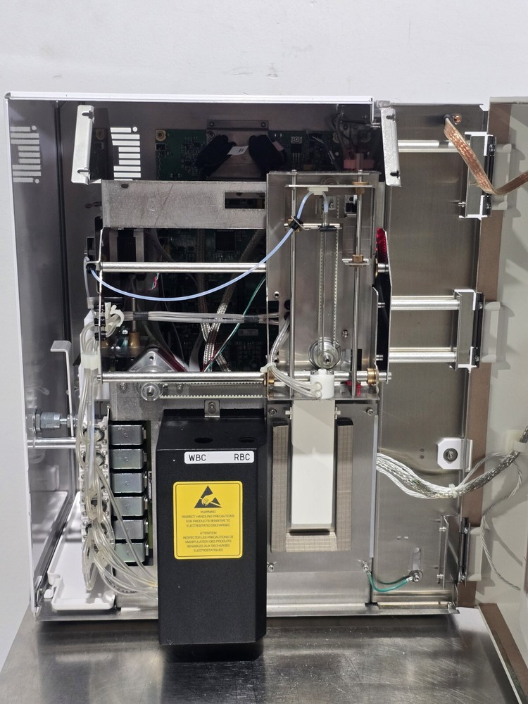 Horiba ABX Micros ESV 60 Hematology Analyzer