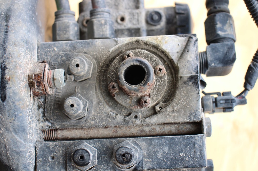 2014 Bendix K049196 Air Dryer