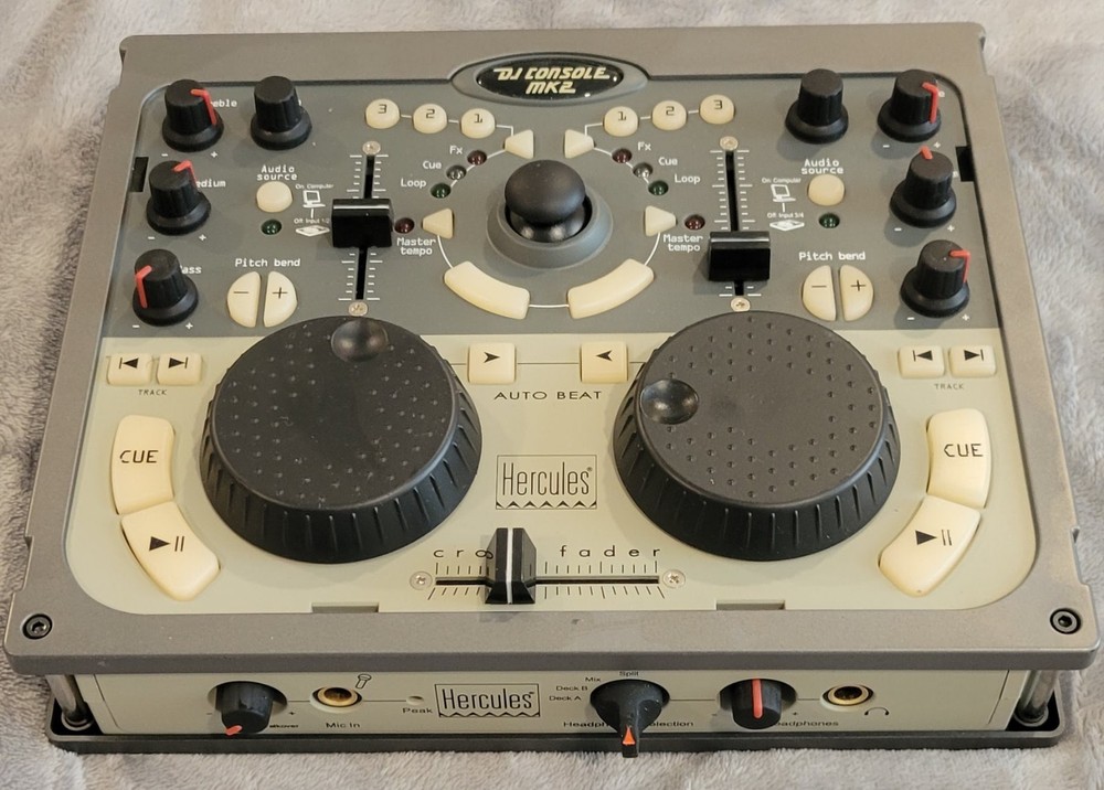 🔥Hercules DJ Console MK2 with USB Cable, Cover, Plastic Shell & Original Box🔥