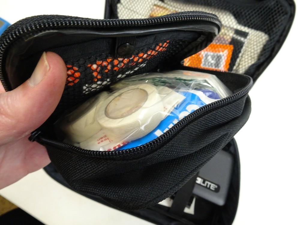 Mercury 2000 Sable First Aid Kit Emergency Flashlight Black Canvas Case Maglite