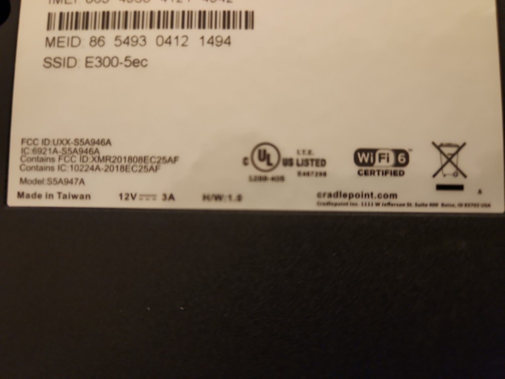 Cradlepoint E300 Series Router 300 Mbps