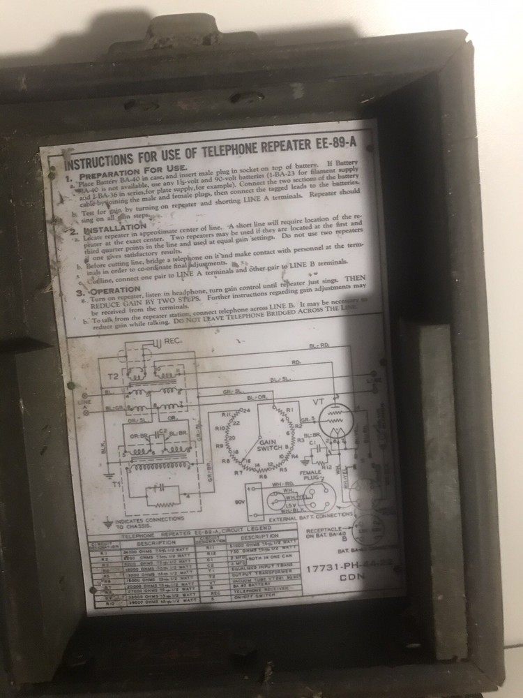 MILITARY TELEPHONE REPEATER ( BOX ONLY)