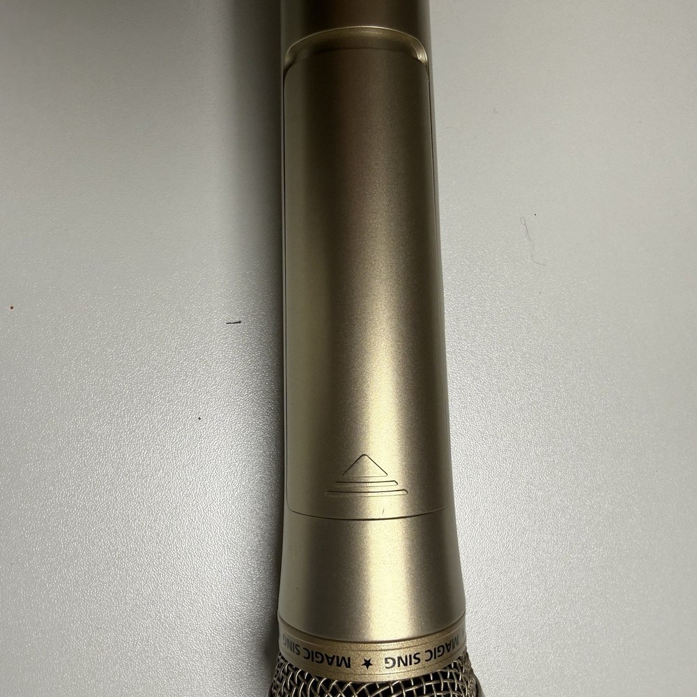 Magic Sing ET-18K Wireless Karaoke System Microphone ~ Powers Up ~ Not Tested