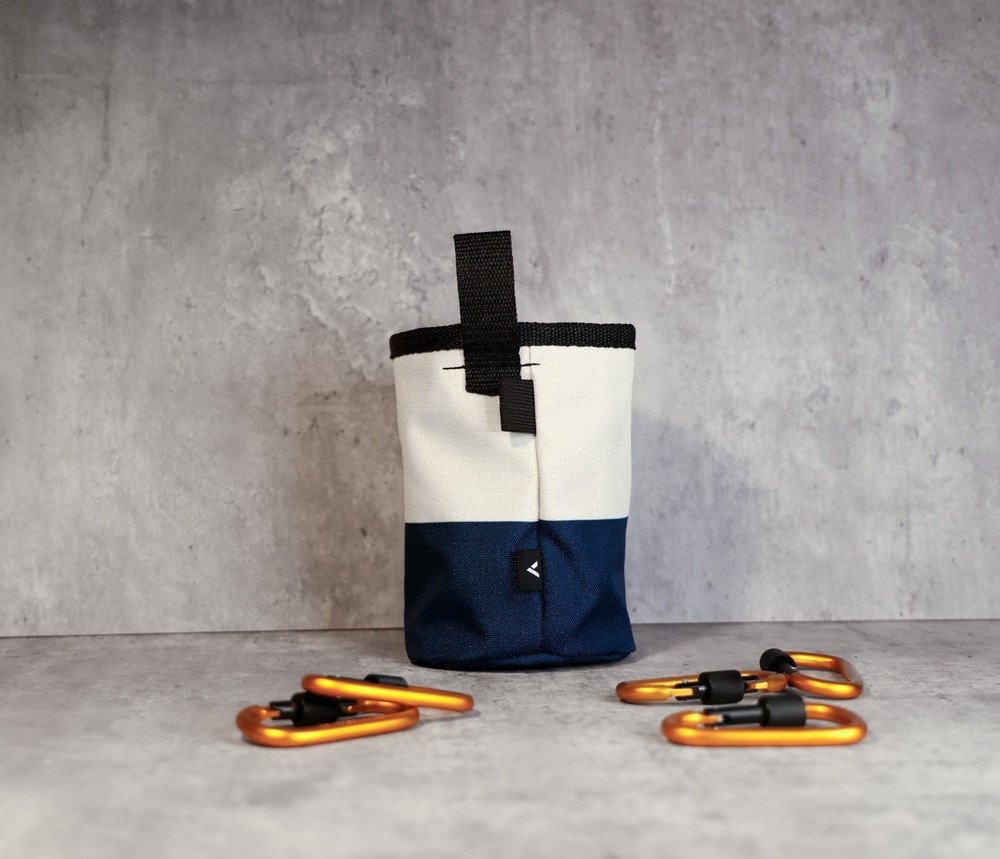 Acrobatic Cat Chalk Bag | Grace in Motion