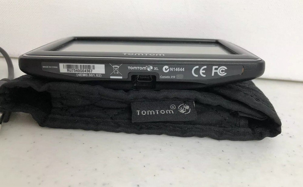 TomTom XL N14644 With Cable Bundle 2.1N