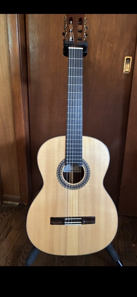 2008 Simon Marty Concert Classical Guitar (Mint Condition)