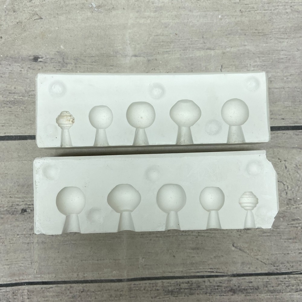 Vintage 1976 Garrard Mold Ceramic Casting Mold Macrame Beads #433