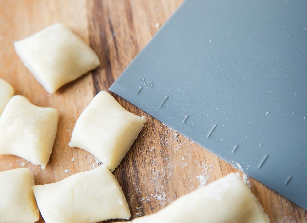 Dough and Bowl Scraper, 4.75" Flat Edge Bench Scraper, Green