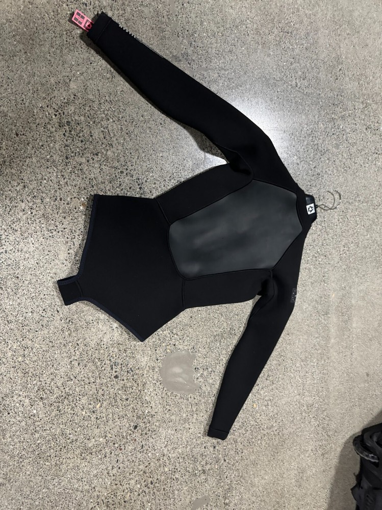 Mystic Women's shorty medium