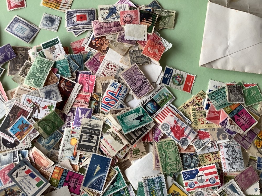 United States stamps approx 100s items Ref A2243