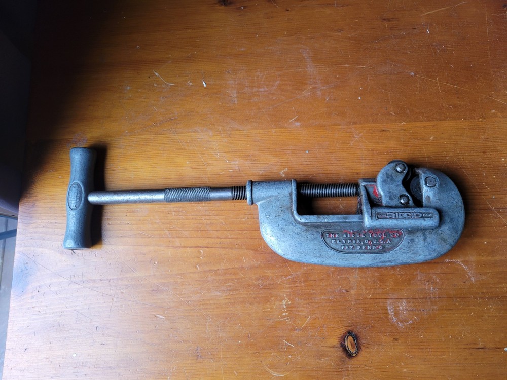 Vintage Ridgid Pipe Threader No. 1&2 1/8-2