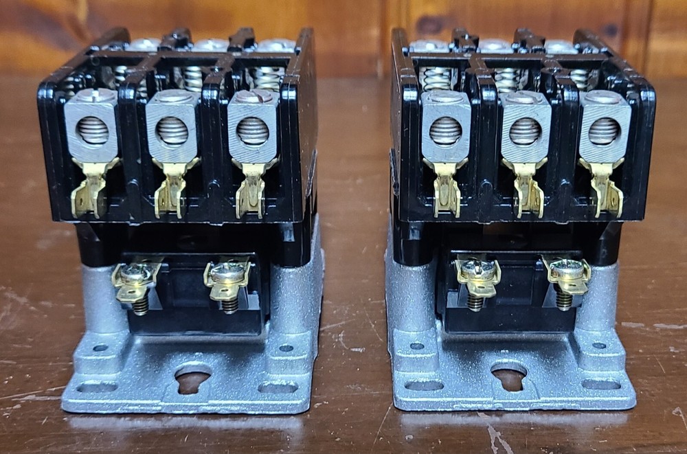 GE SOURCE 1 ELECTRIC CONTACTOR 02420 424-000