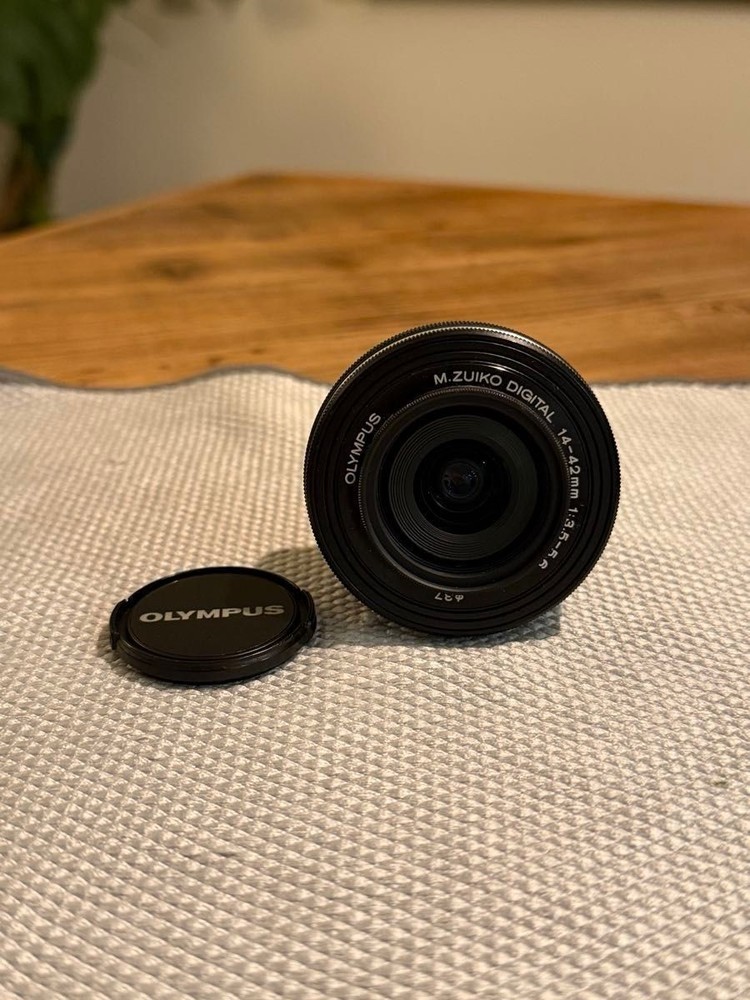 Olympus OM-D Mirrorless Camera with 2 Lenses / with Box