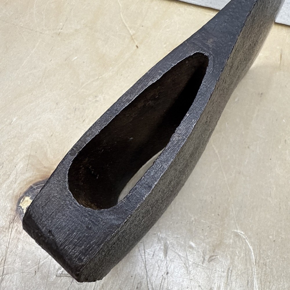 Vintage Unmarked 2lb 14.1oz Axe Head