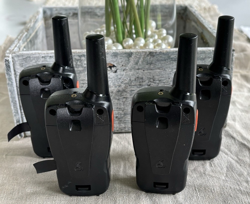 Lot Of 4 Cobra Microtalk Walkee Talkies