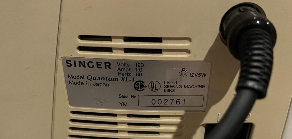 Singer Quantum XL-1 Computerized Sewing Embroidery Machine w/ Pedal