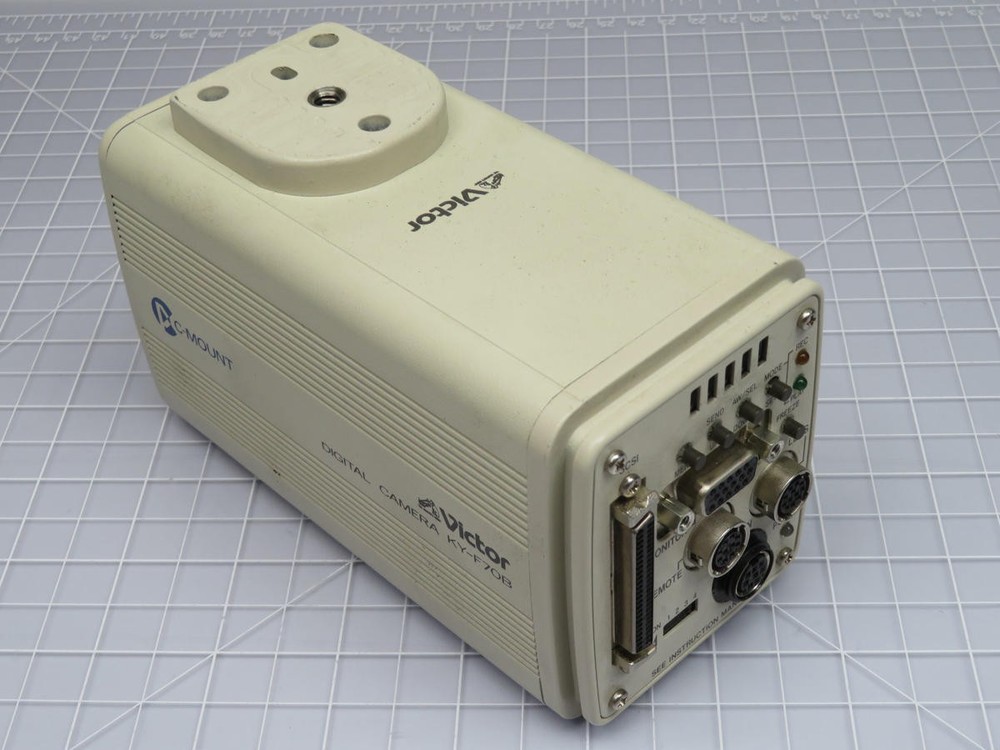 VICTOR KY-F70B DIGITAL CAMERA TK221